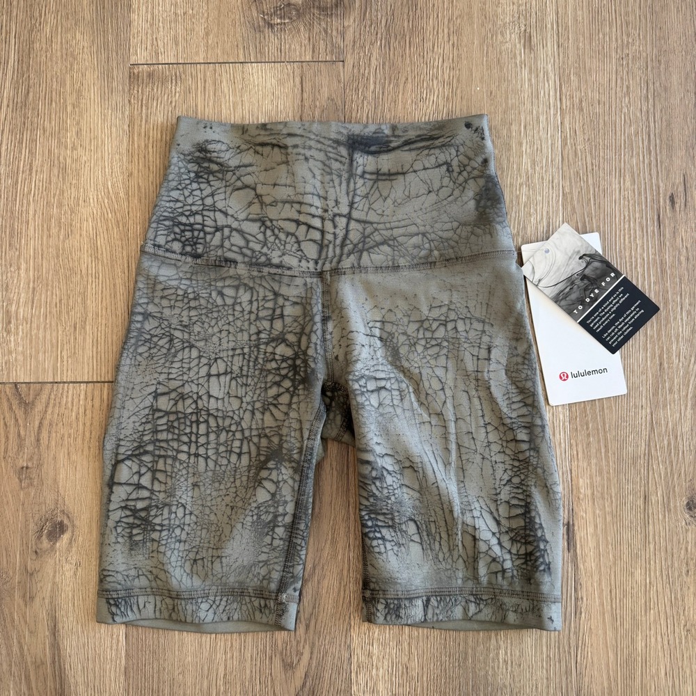 Lululemon Wunder Train High Rise Short 8 Dye Grey Black Crackle Size 2 NWT